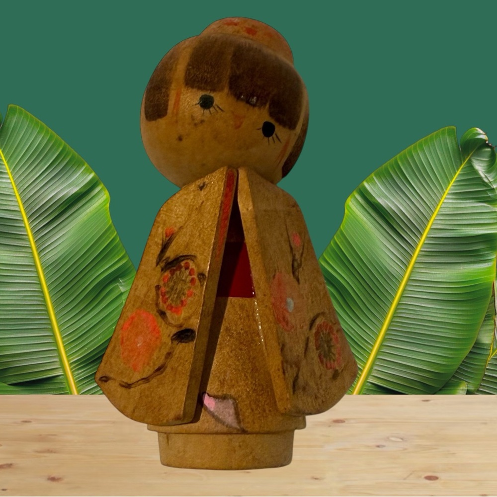 Vintage Hand Painted Japanese Kokeshi Doll, Wearing Kimono 101F